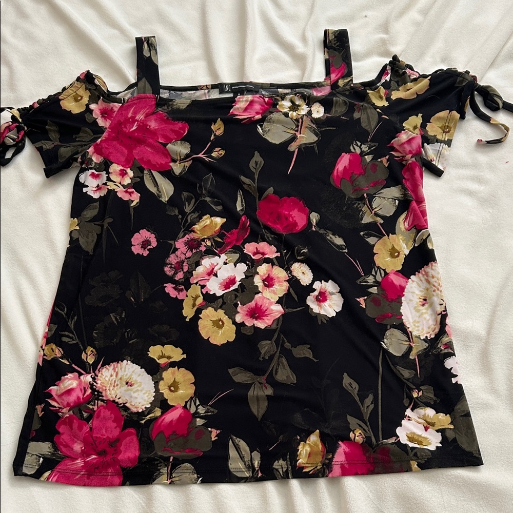 I.N.C. Floral Black and Pink Women's Top Sz: M